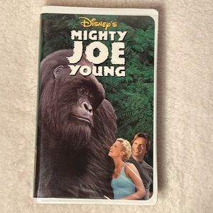 🦋$4 ADD ON•M2:60 Mighty Joe Young Disney VHS Previously Used